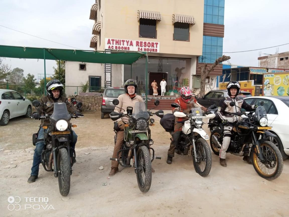 Athitya Hotel And Resort Sikar 外观 照片
